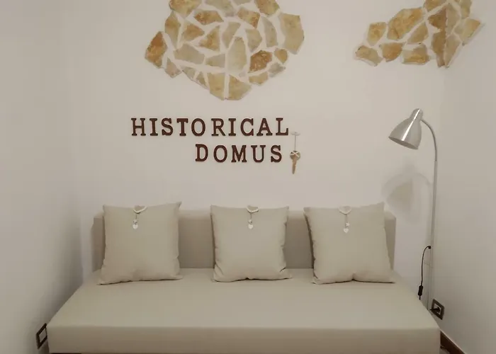 Historical Domus דירה *